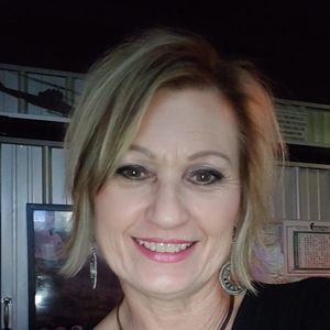 Meet your Posher, Angie